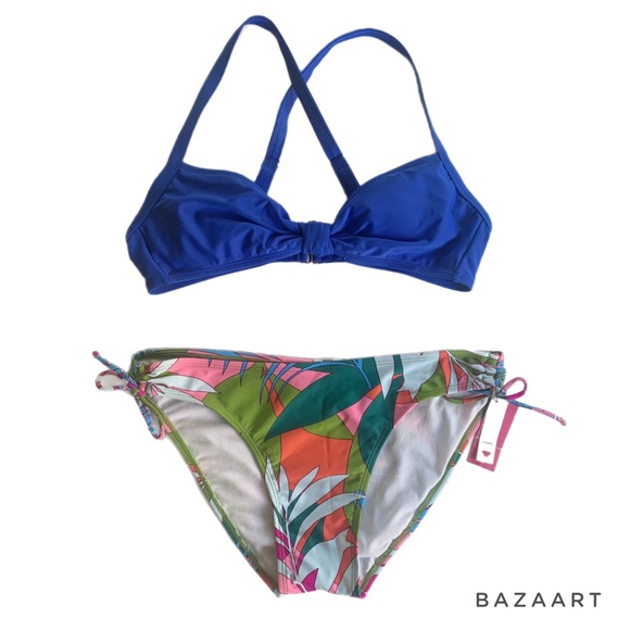 Xhilaration Blue Front Twist Bralette & Xhilaration Tropical Bikini Bottom - Picture 2 of 8